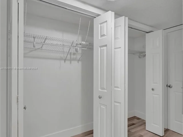 9440 Live Oak Pl # 401, Davie FL 33324