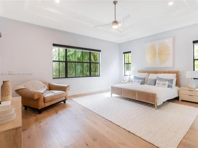 17662 Cadena Dr, Boca Raton FL 33496