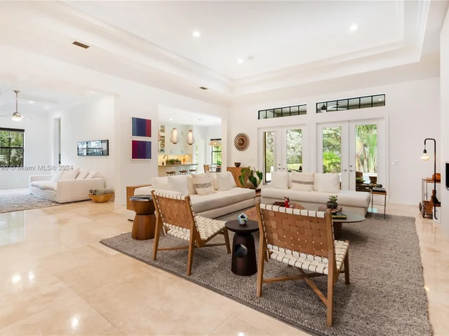 17662 Cadena Dr, Boca Raton FL 33496