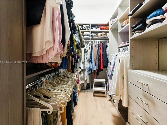 17662 Cadena Dr, Boca Raton FL 33496