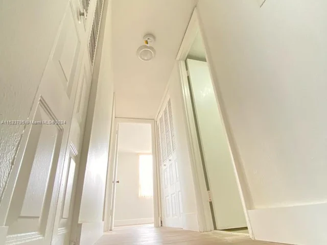 492 NW 165th Street Rd # C415, Miami FL 33169