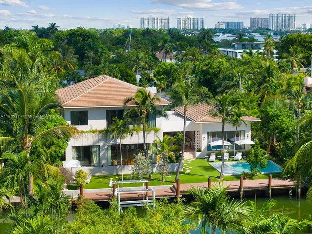 1200 NE 87th St, Miami FL 33138