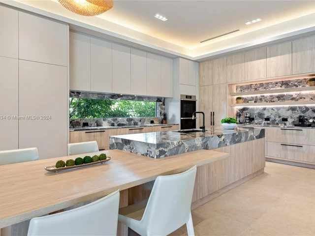 1200 NE 87th St, Miami FL 33138