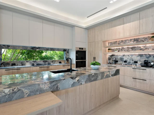 1200 NE 87th St, Miami FL 33138