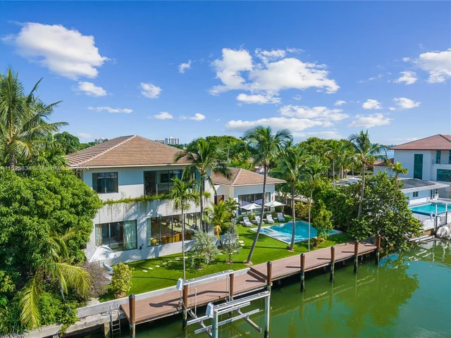 1200 NE 87th St, Miami FL 33138