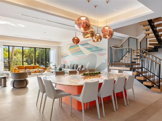 1200 NE 87th St, Miami FL 33138