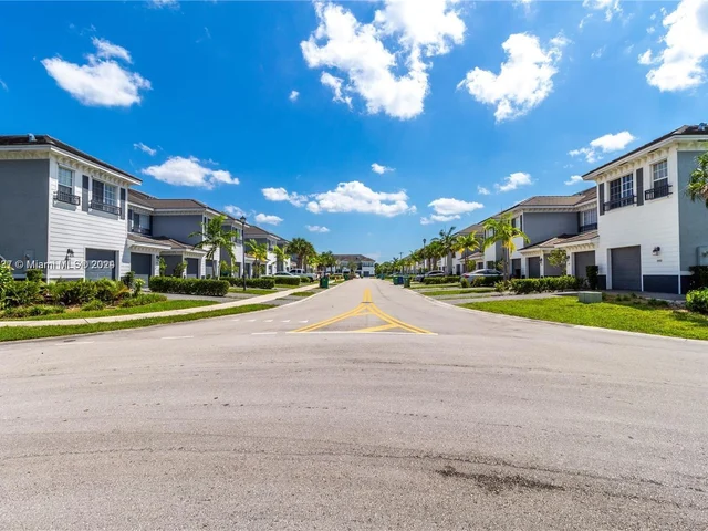 3441 NW 13th St # 3441, Lauderhill FL 33311