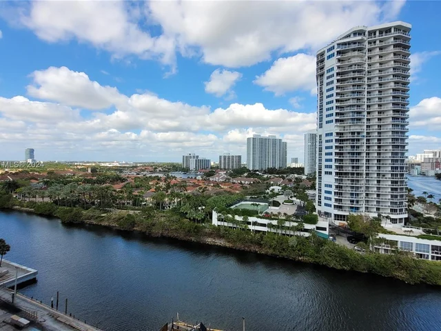 20515 E Country Club Dr # 1249, Aventura FL 33180