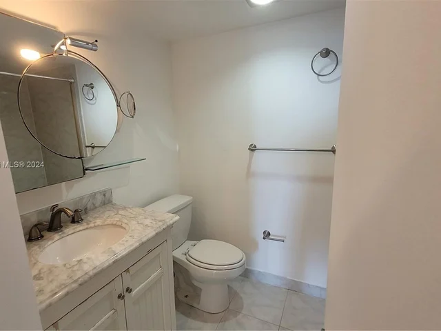 20515 E Country Club Dr # 1249, Aventura FL 33180