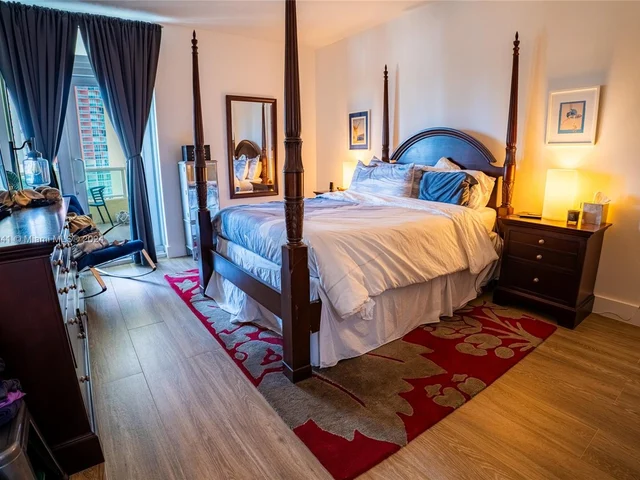 3340 NE 190th St # 707, Aventura FL 33180