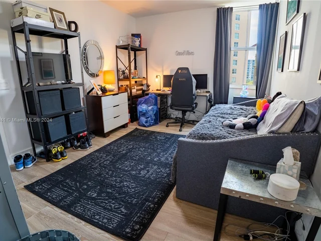 3340 NE 190th St # 707, Aventura FL 33180