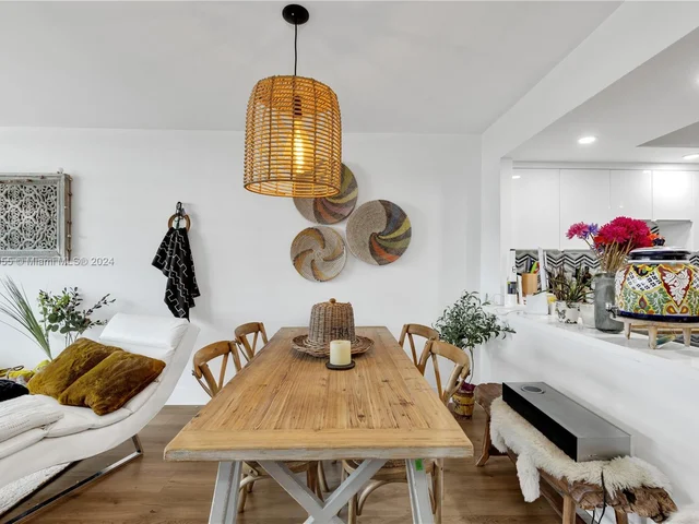 1301 NE Miami Gardens Dr # 1203W, Miami FL 33179