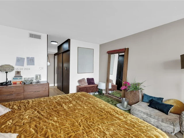 1301 NE Miami Gardens Dr # 1203W, Miami FL 33179