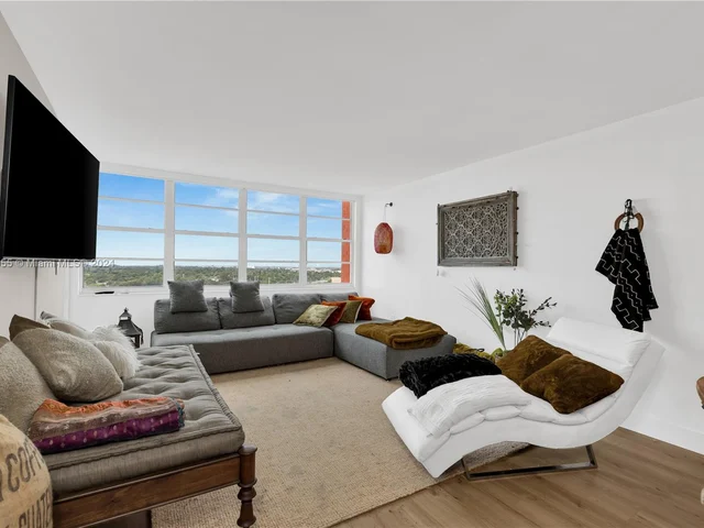 1301 NE Miami Gardens Dr # 1203W, Miami FL 33179