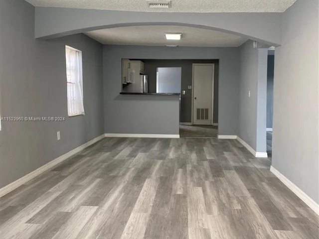 1887 NW 68th St, Miami FL 33147