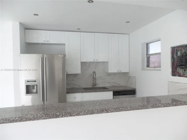 399 NW 72nd Ave # 209, Miami FL 33126