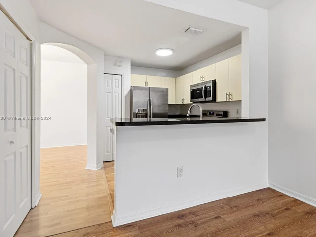 6202 NW 115th Pl # 335, Doral FL 33178