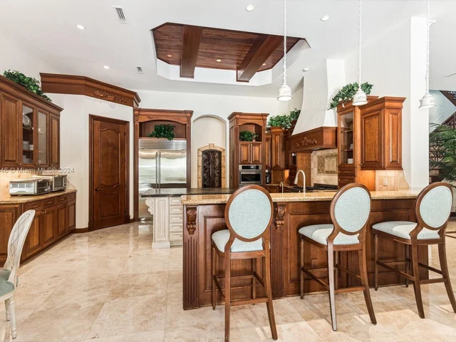 12301 Vista Ln, Pinecrest FL 33156