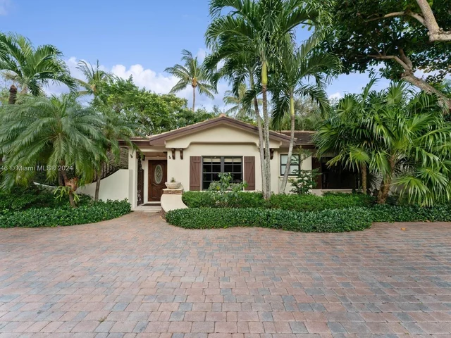 12301 Vista Ln, Pinecrest FL 33156