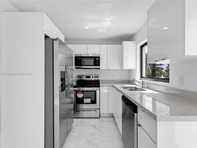 6280 NW 22nd Ct # 6280, Miami FL 33147