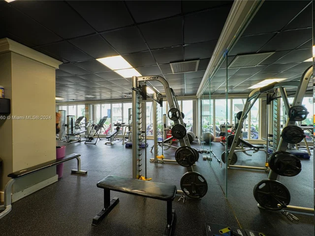 1865 79th St Cswy # 16B, North Bay Village FL 33141