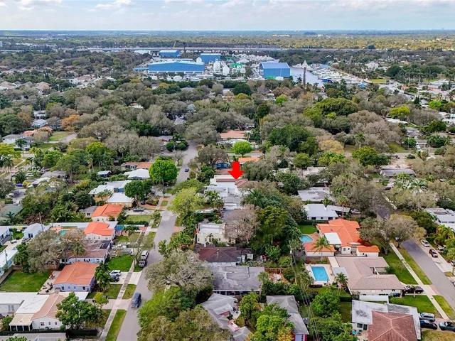 1111 SW 18th Ct, Fort Lauderdale FL 33315