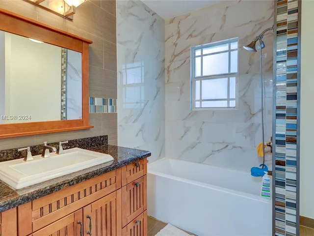 1111 SW 18th Ct, Fort Lauderdale FL 33315