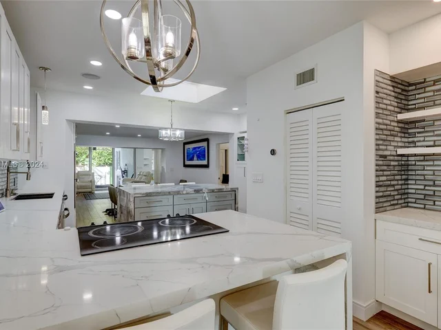 1111 SW 18th Ct, Fort Lauderdale FL 33315