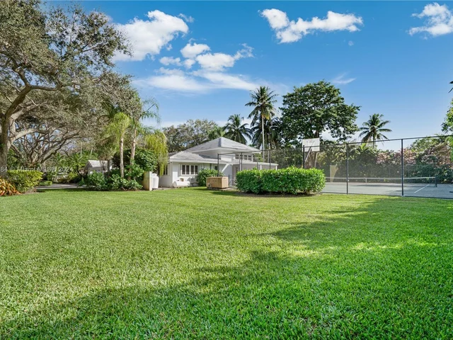 6600 SW 129th Ter, Pinecrest FL 33156