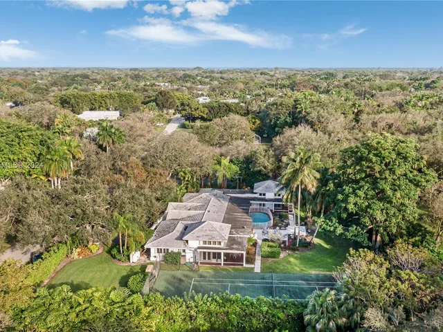 6600 SW 129th Ter, Pinecrest FL 33156