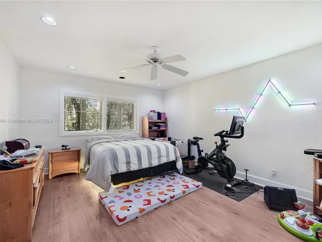 6600 SW 129th Ter, Pinecrest FL 33156