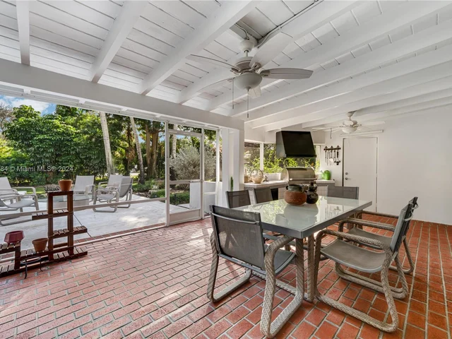 6600 SW 129th Ter, Pinecrest FL 33156