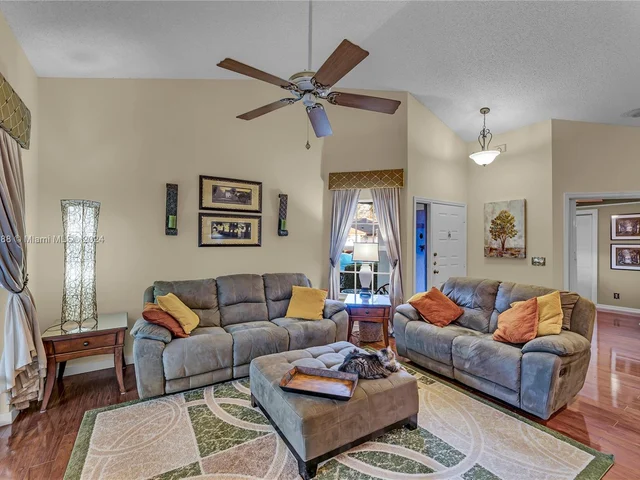 11684 NW 19th Dr # 11684, Coral Springs FL 33071