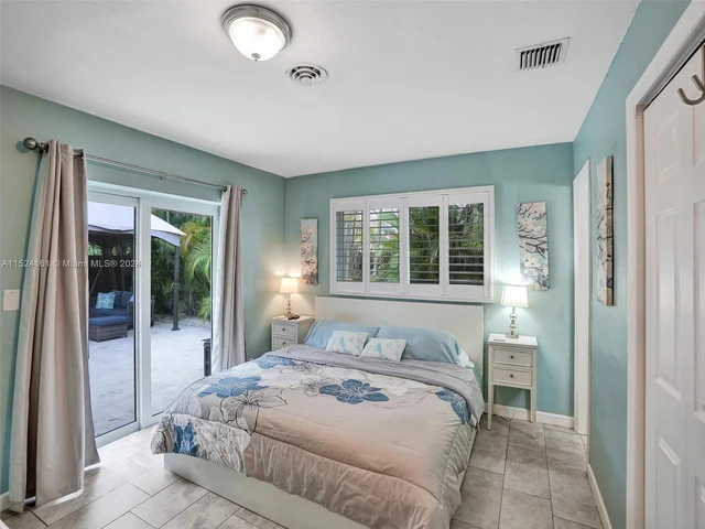 5531 NE 18th Ter, Fort Lauderdale FL 33308