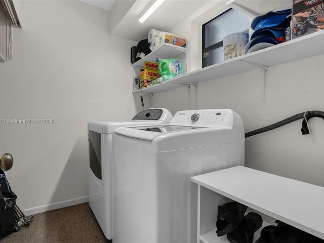 9707 N New River Canal Rd # 216, Plantation FL 33324