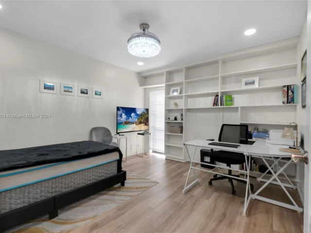 9707 N New River Canal Rd # 216, Plantation FL 33324