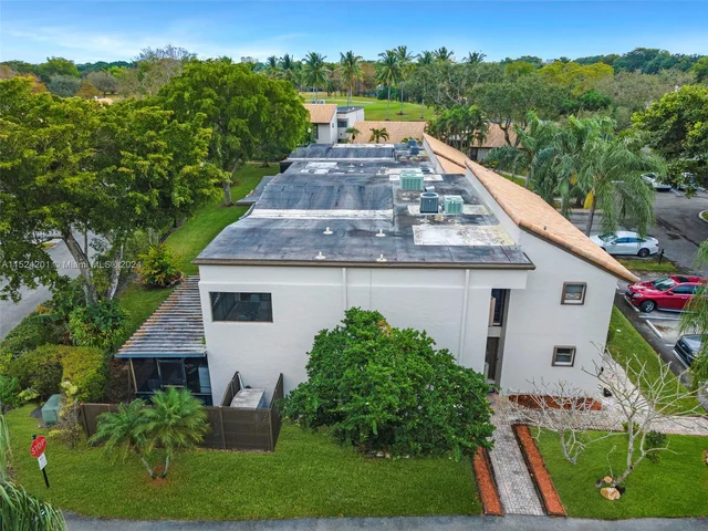 9707 N New River Canal Rd # 216, Plantation FL 33324