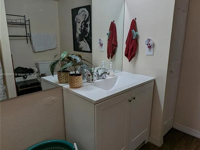 11650 SW 2nd St # 16107, Pembroke Pines FL 33025