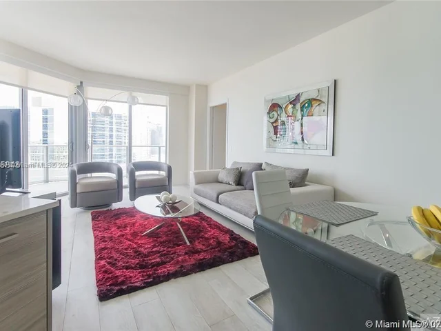 1300 Brickell Bay Dr # 3001, Miami FL 33131