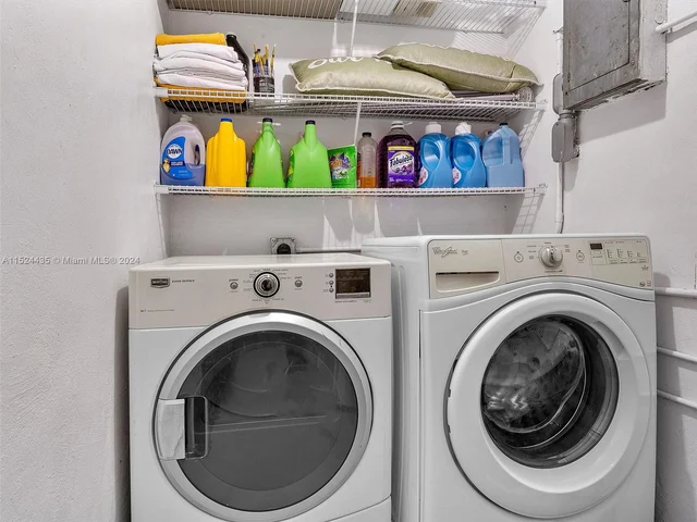 3061 NW 87th Ter, Miami FL 33147