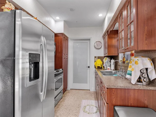 3061 NW 87th Ter, Miami FL 33147