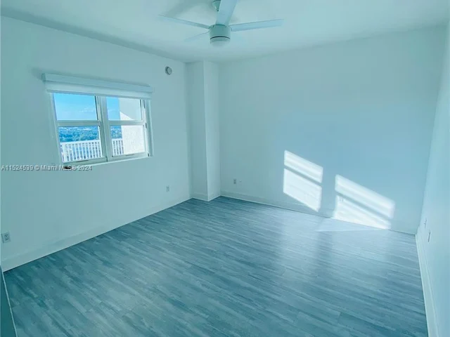 14951 Royal Oaks Ln # 2504, North Miami FL 33181