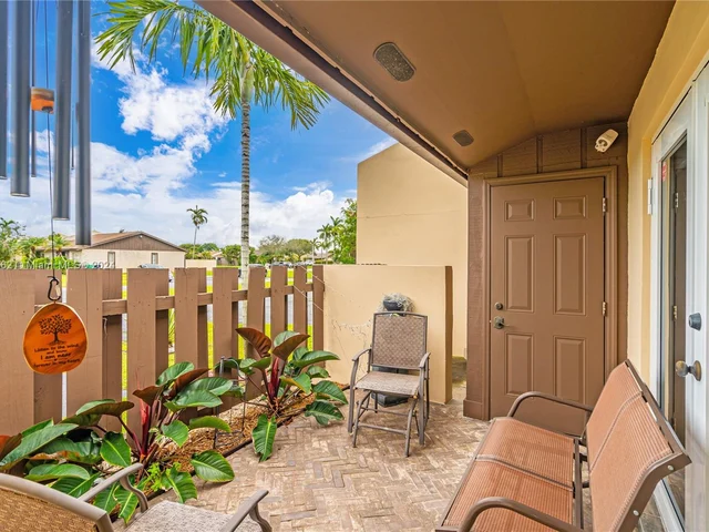 12326 SW 111th S Canal St Rd # 12326, Miami FL 33186