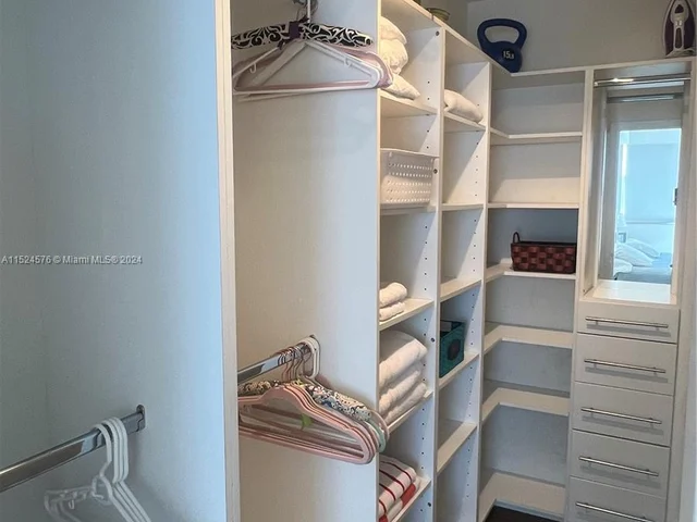 5313 Collins Ave # 704, Miami Beach FL 33140