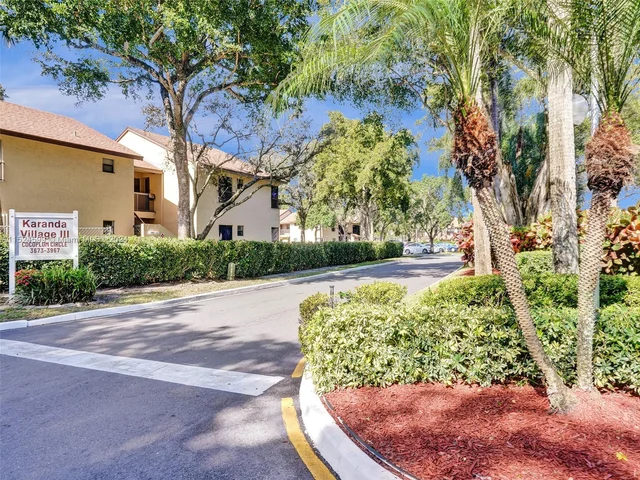 3897 Cocoplum Cir # 3512, Coconut Creek FL 33063