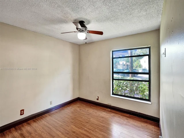 3897 Cocoplum Cir # 3512, Coconut Creek FL 33063