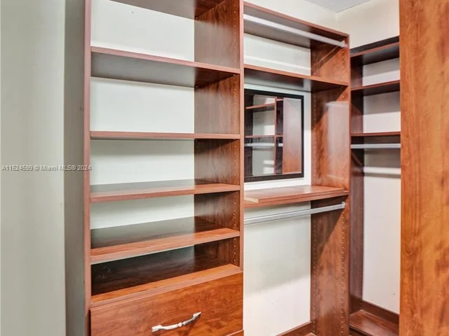 3897 Cocoplum Cir # 3512, Coconut Creek FL 33063