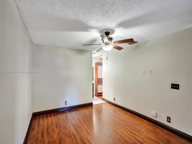 3897 Cocoplum Cir # 3512, Coconut Creek FL 33063