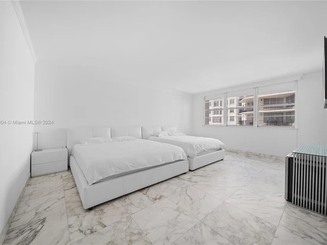 5640 Collins Ave # 7B, Miami Beach FL 33140