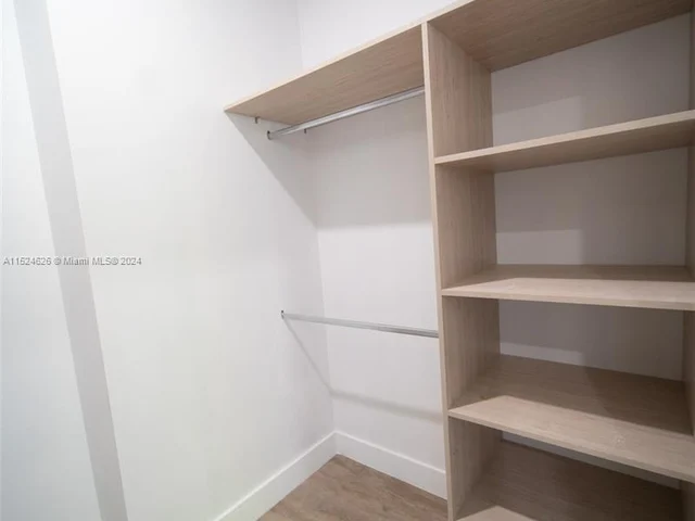 500 Foster Rd # A, Hallandale Beach FL 33009